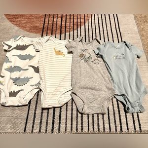 Dinosaur Onesie Lot 🦖 12m